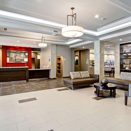 Holiday Inn Express & Suites Oshawa Downtown - Toronto Area By Ihg Zewnętrze zdjęcie
