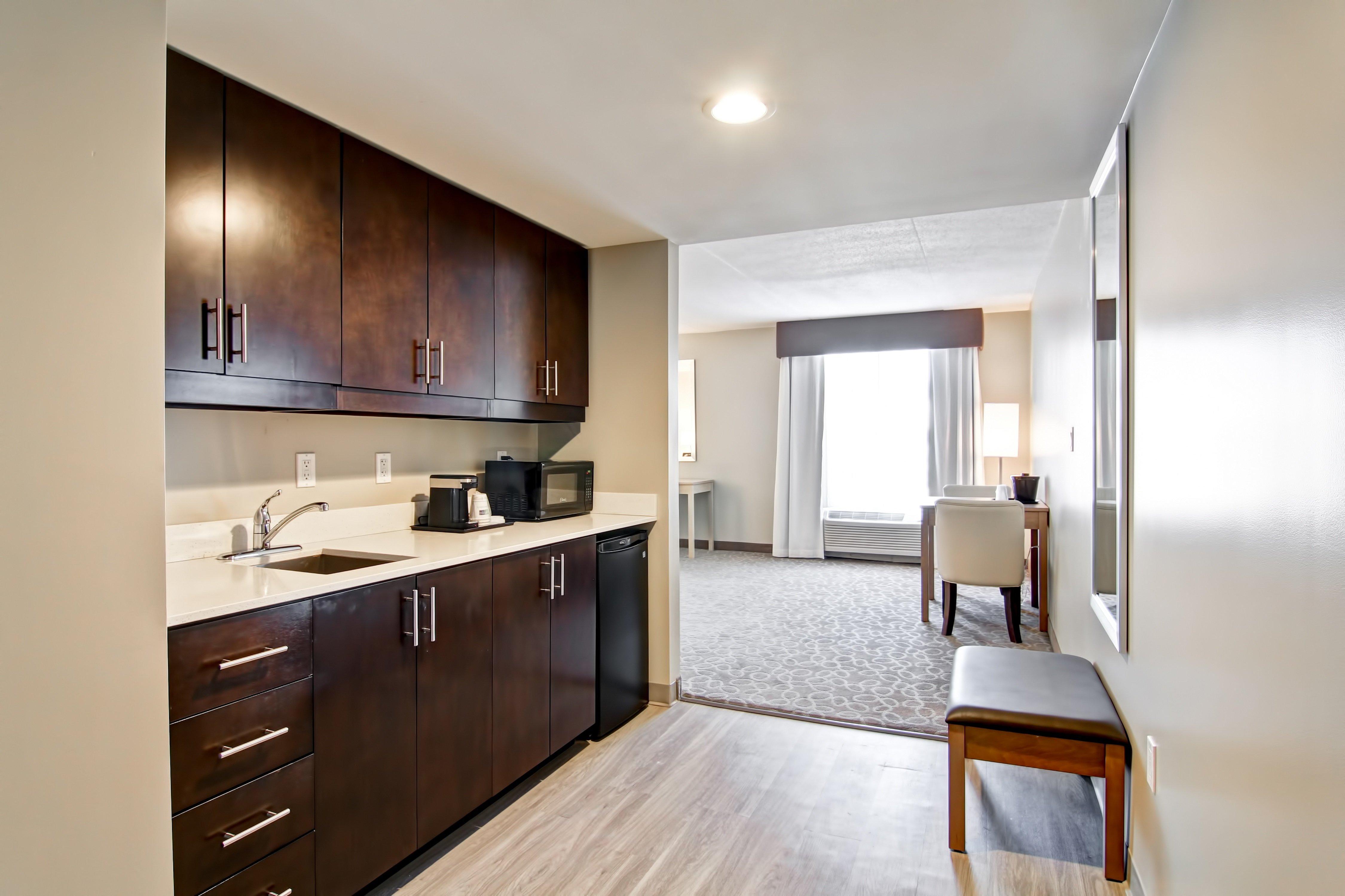 Holiday Inn Express & Suites Oshawa Downtown - Toronto Area By Ihg Zewnętrze zdjęcie