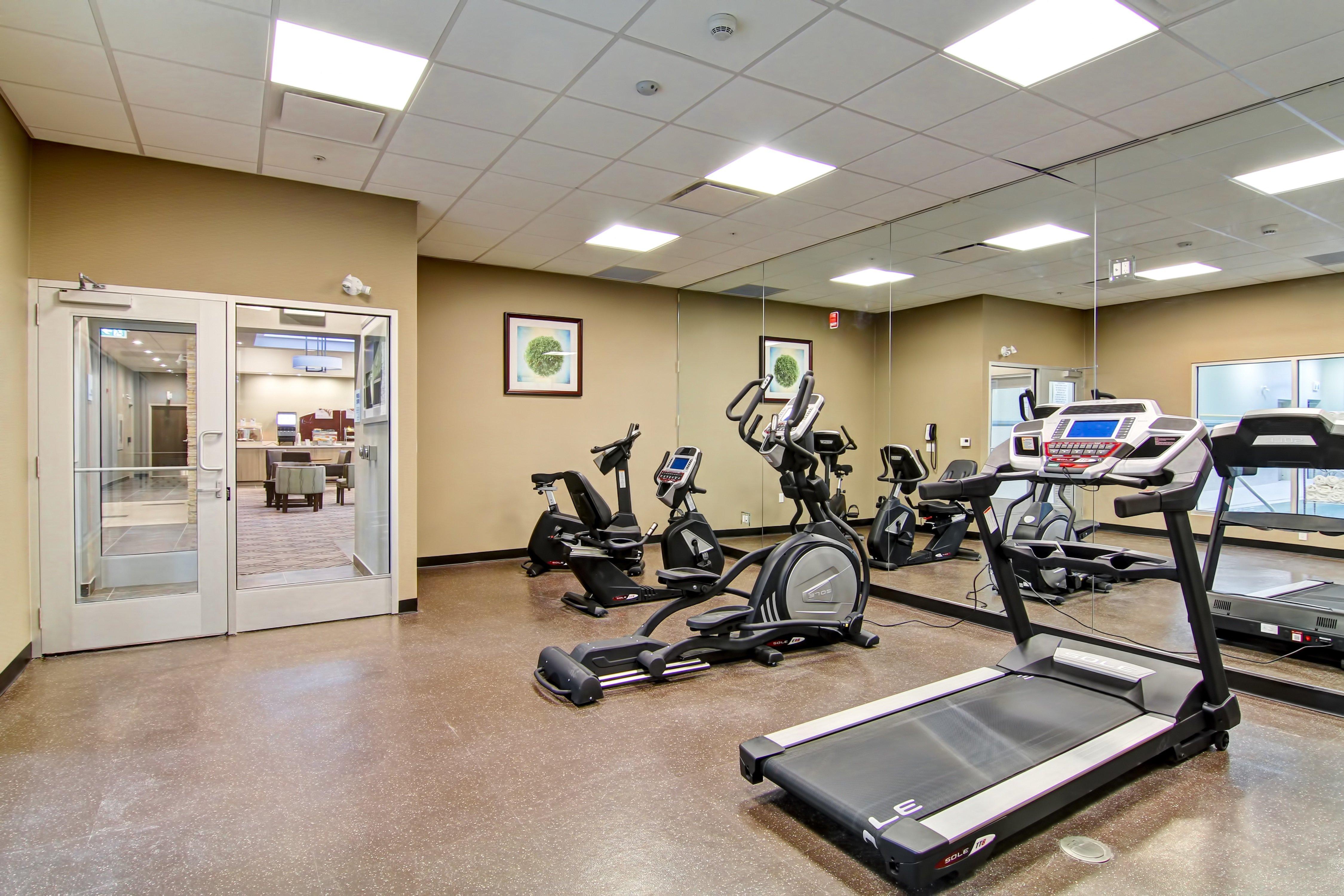 Holiday Inn Express & Suites Oshawa Downtown - Toronto Area By Ihg Zewnętrze zdjęcie